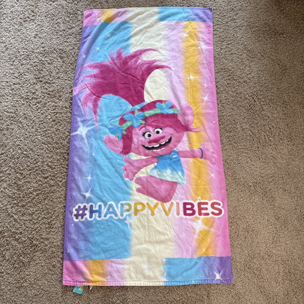 Trolls Beach Towel Princess Poppy Happy Vibes 27" x 53" 100% Cotton Dreamworks